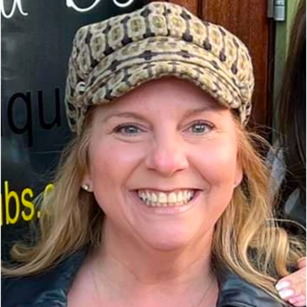 Meet your Posher, Julia